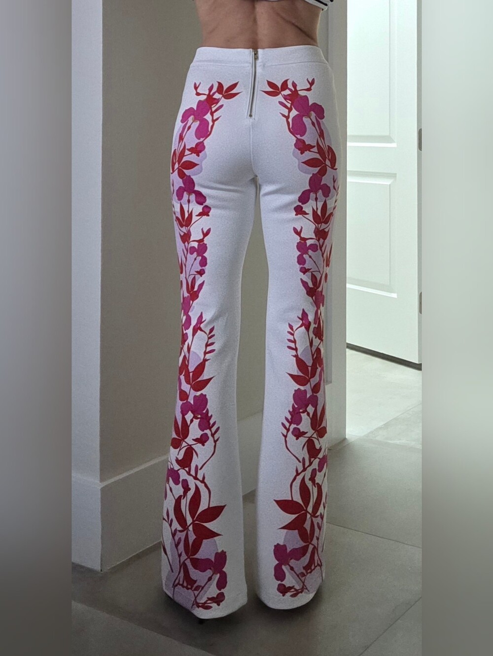 The Cynthia Rowley Bonded Fit and Flare Pant. - Picture 6 of 6